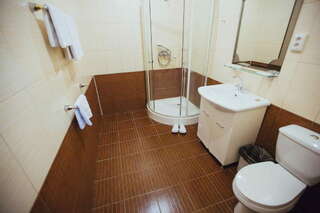 Гостиница Версаль Старый Оскол Двухместный номер Делюкс с 1 кроватью-1